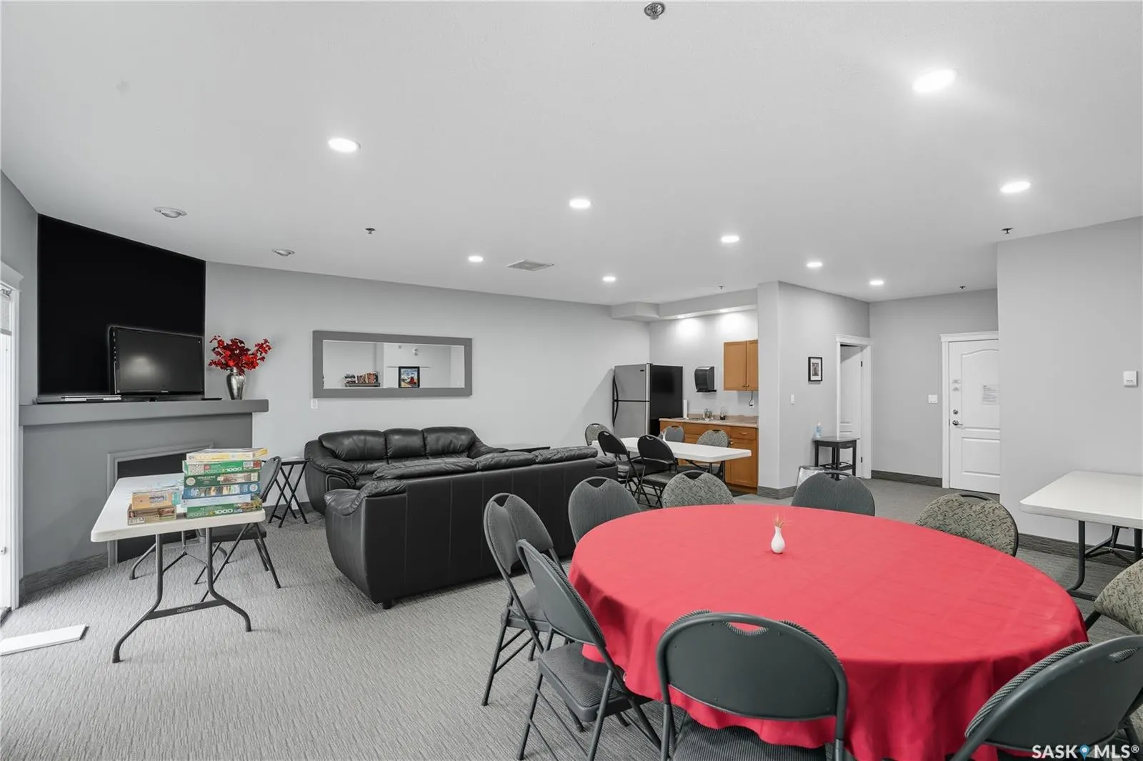 333 Nelson ROAD, #409