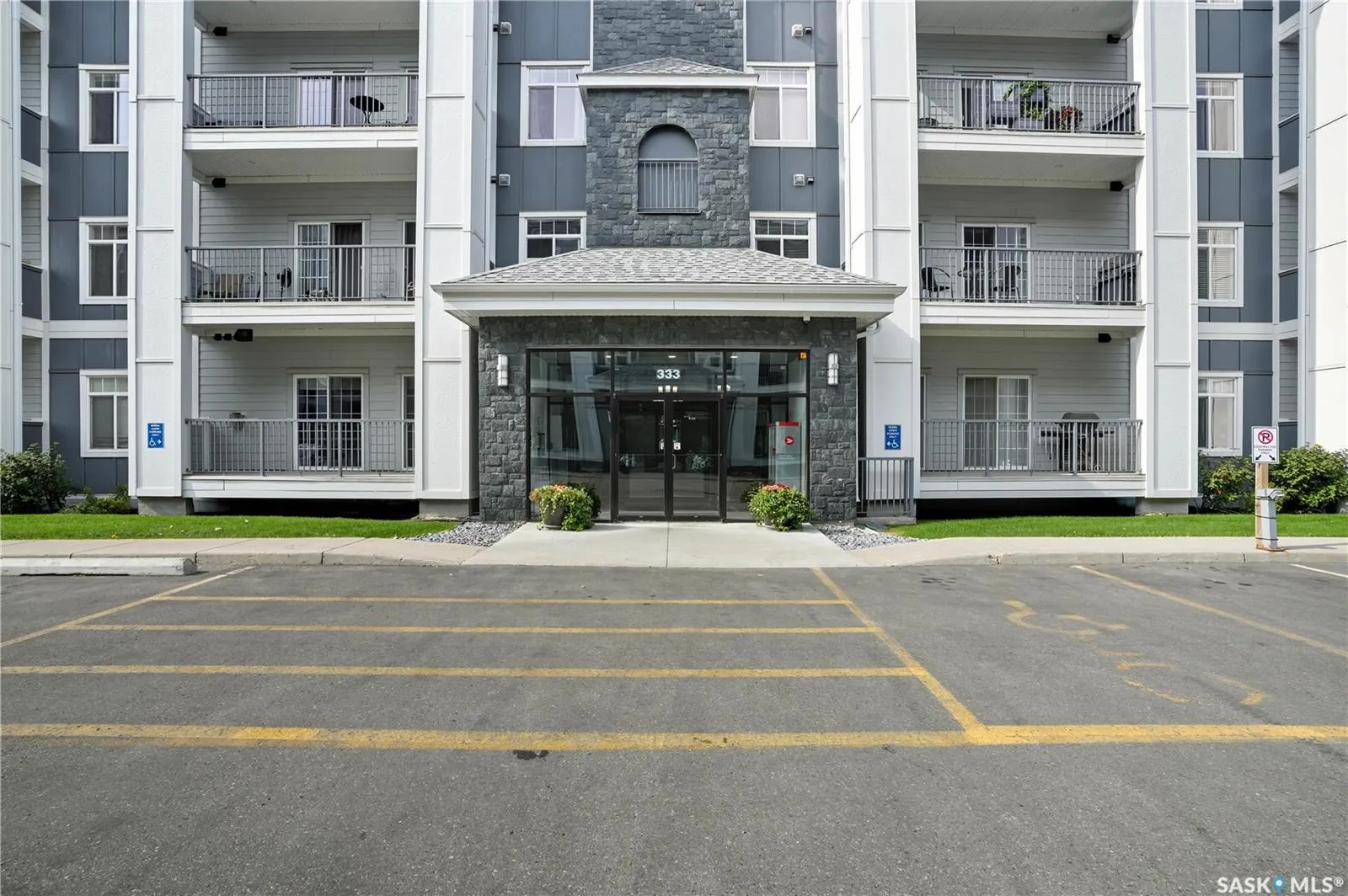 333 Nelson ROAD, #409