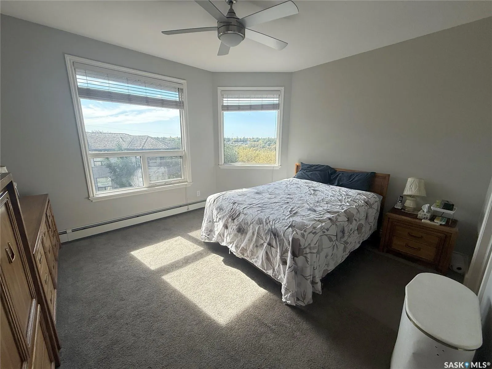 615 Saskatchewan CRESCENT W, #307