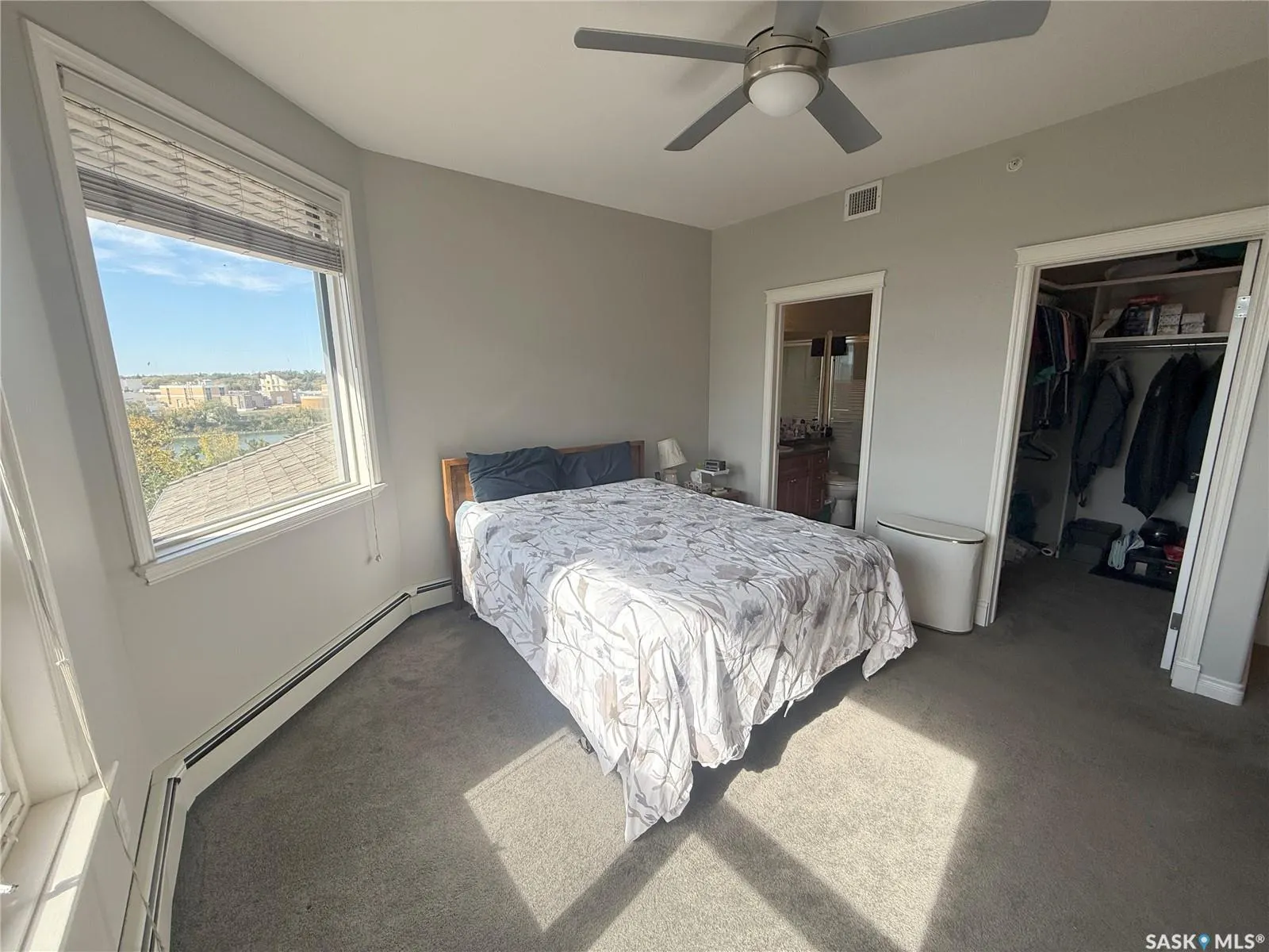 615 Saskatchewan CRESCENT W, #307