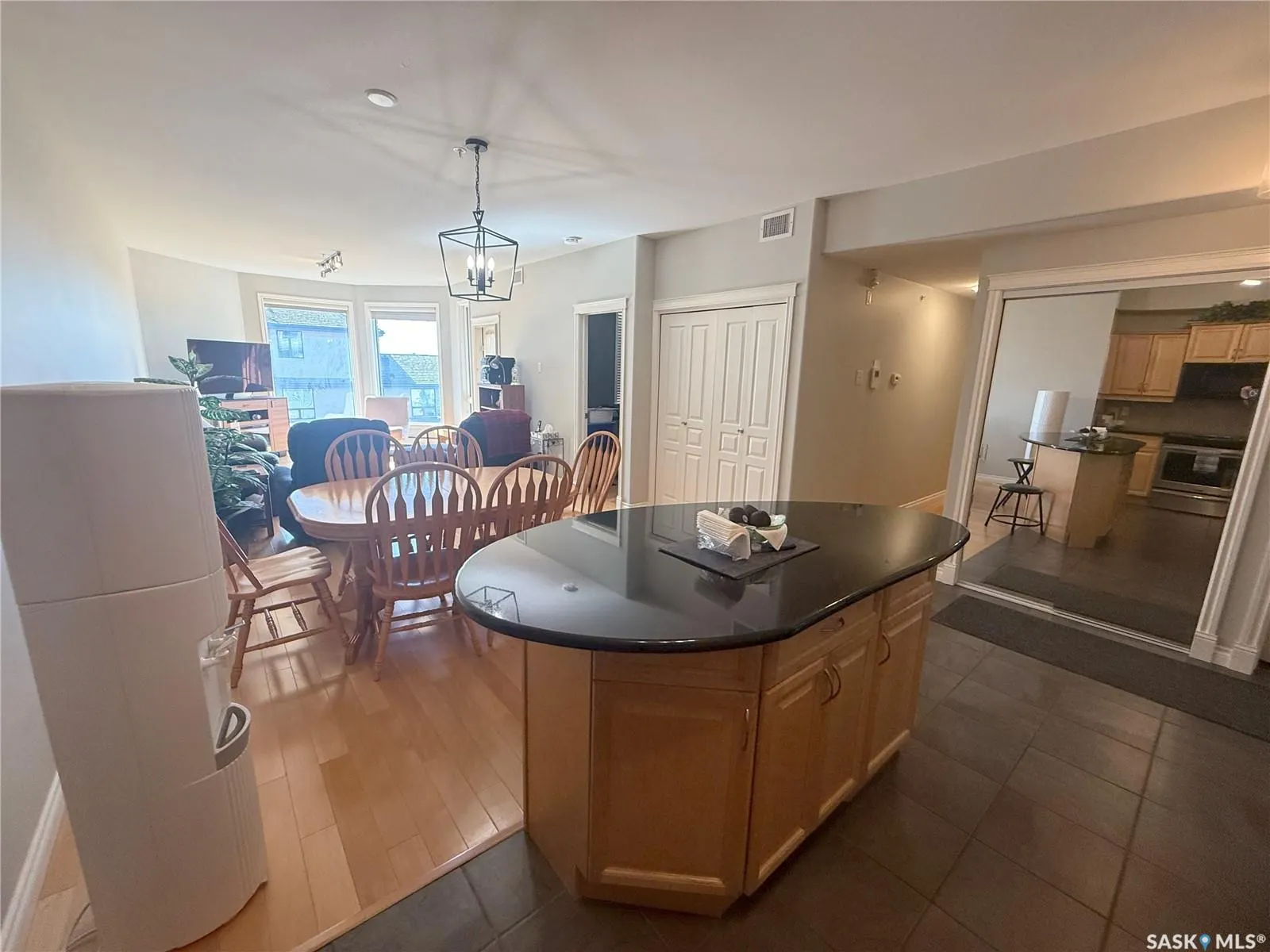 615 Saskatchewan CRESCENT W, #307