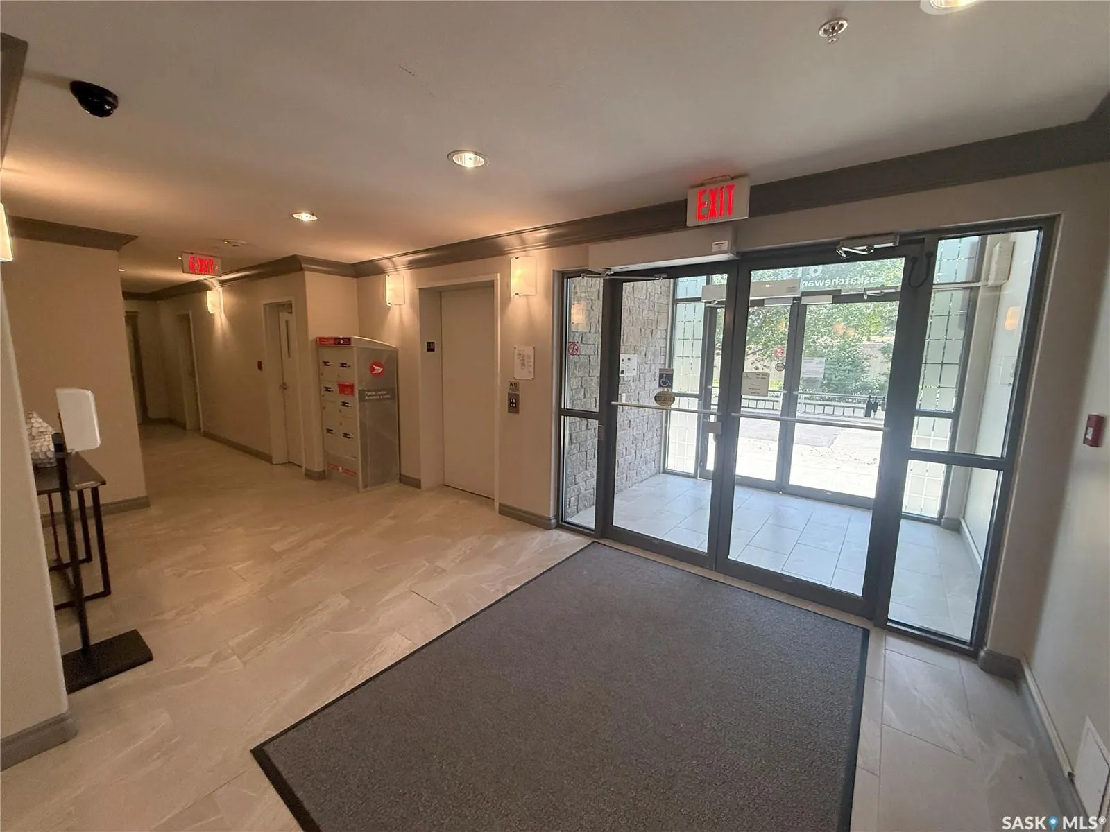 615 Saskatchewan CRESCENT W, #307