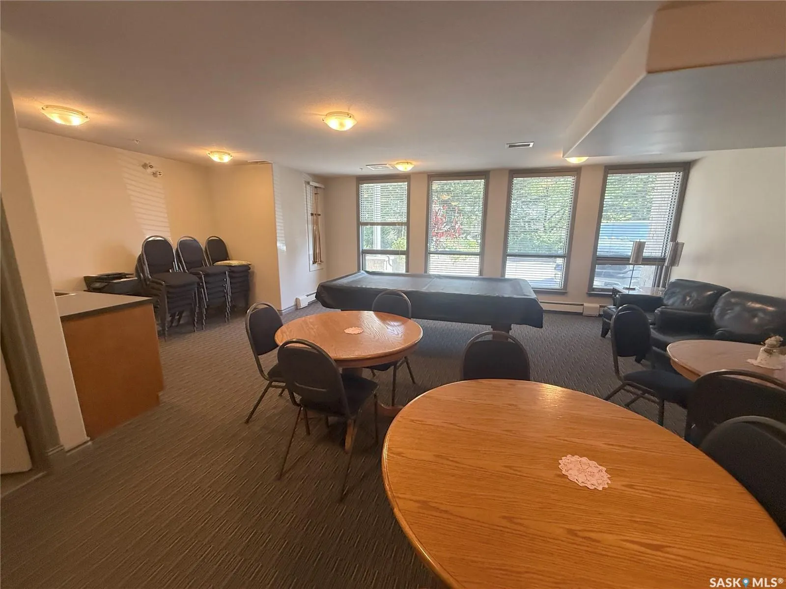 615 Saskatchewan CRESCENT W, #307