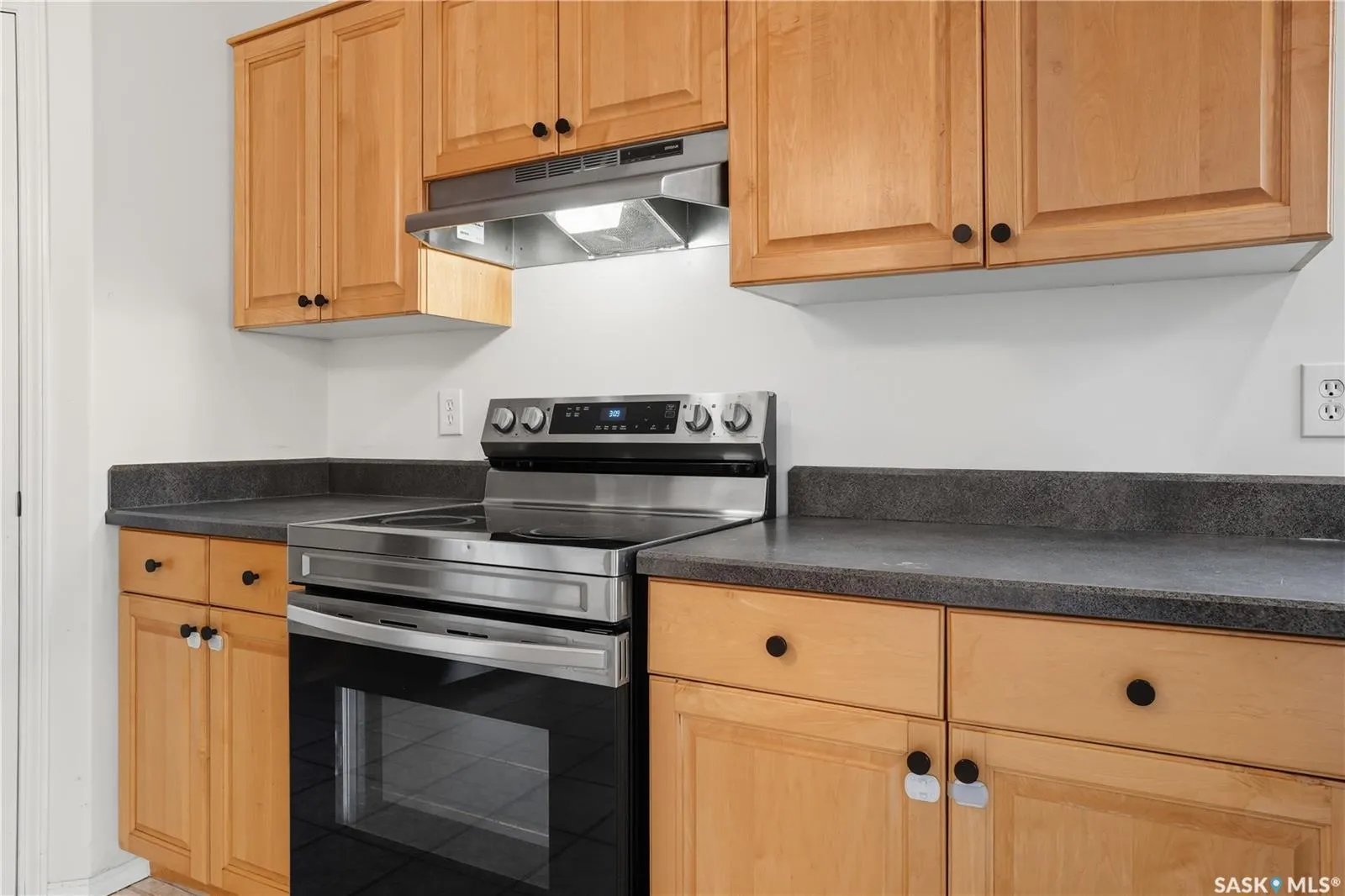 10338 Wascana ESTATES