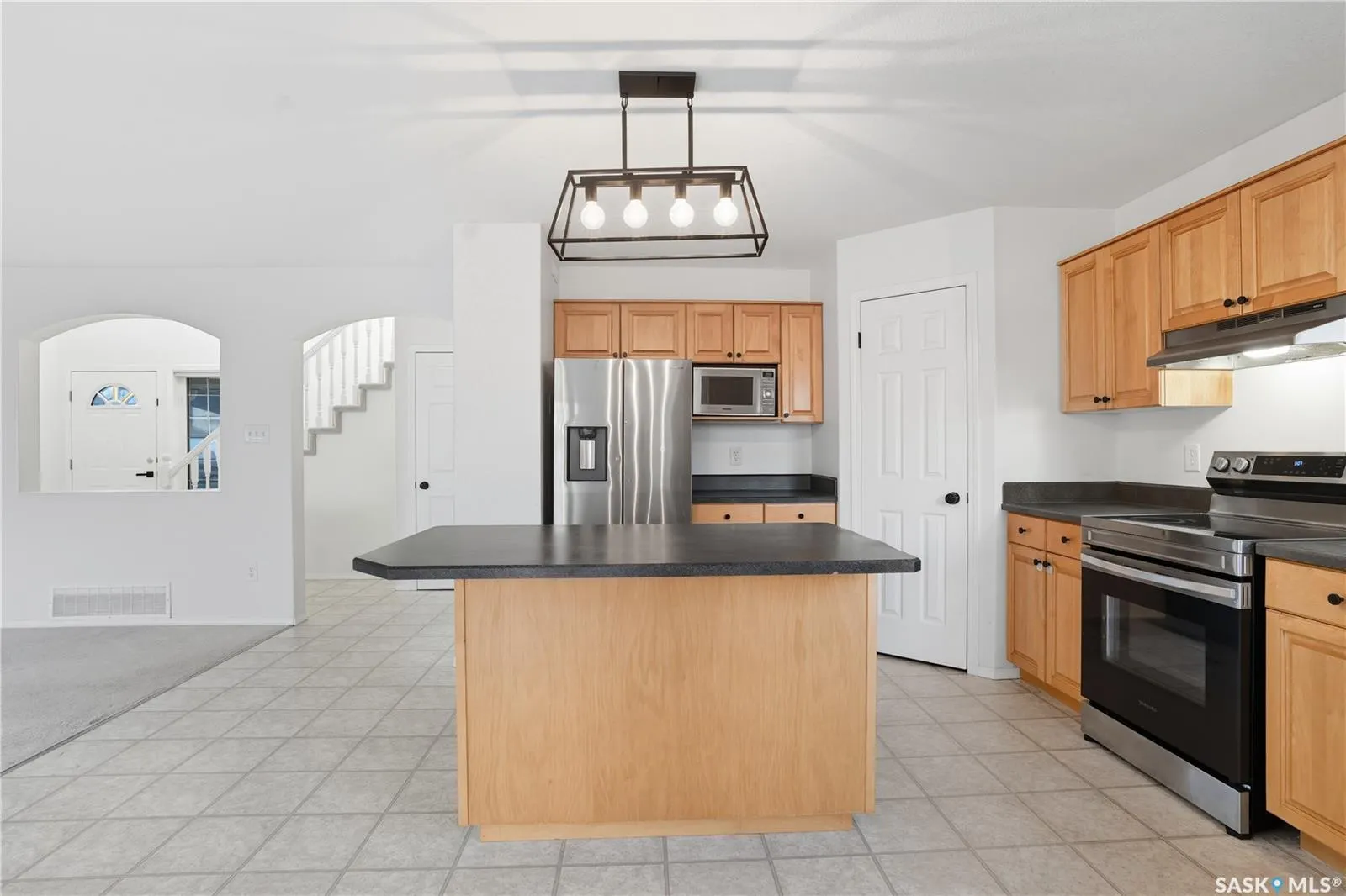 10338 Wascana ESTATES