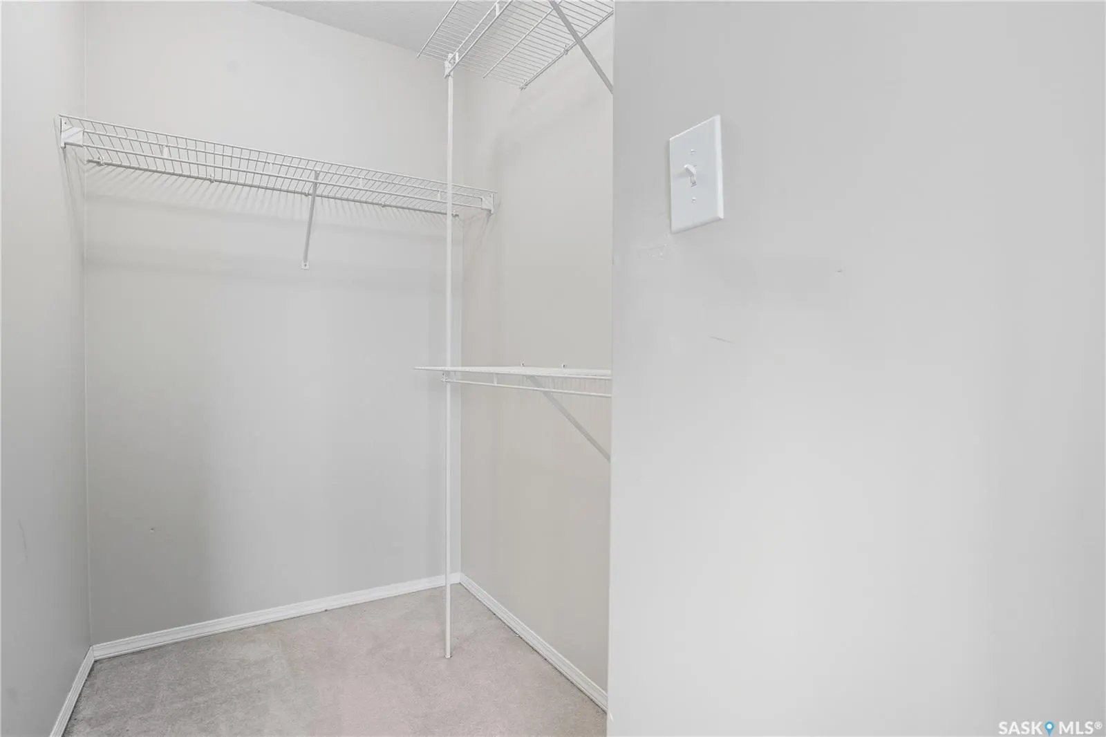 10338 Wascana ESTATES