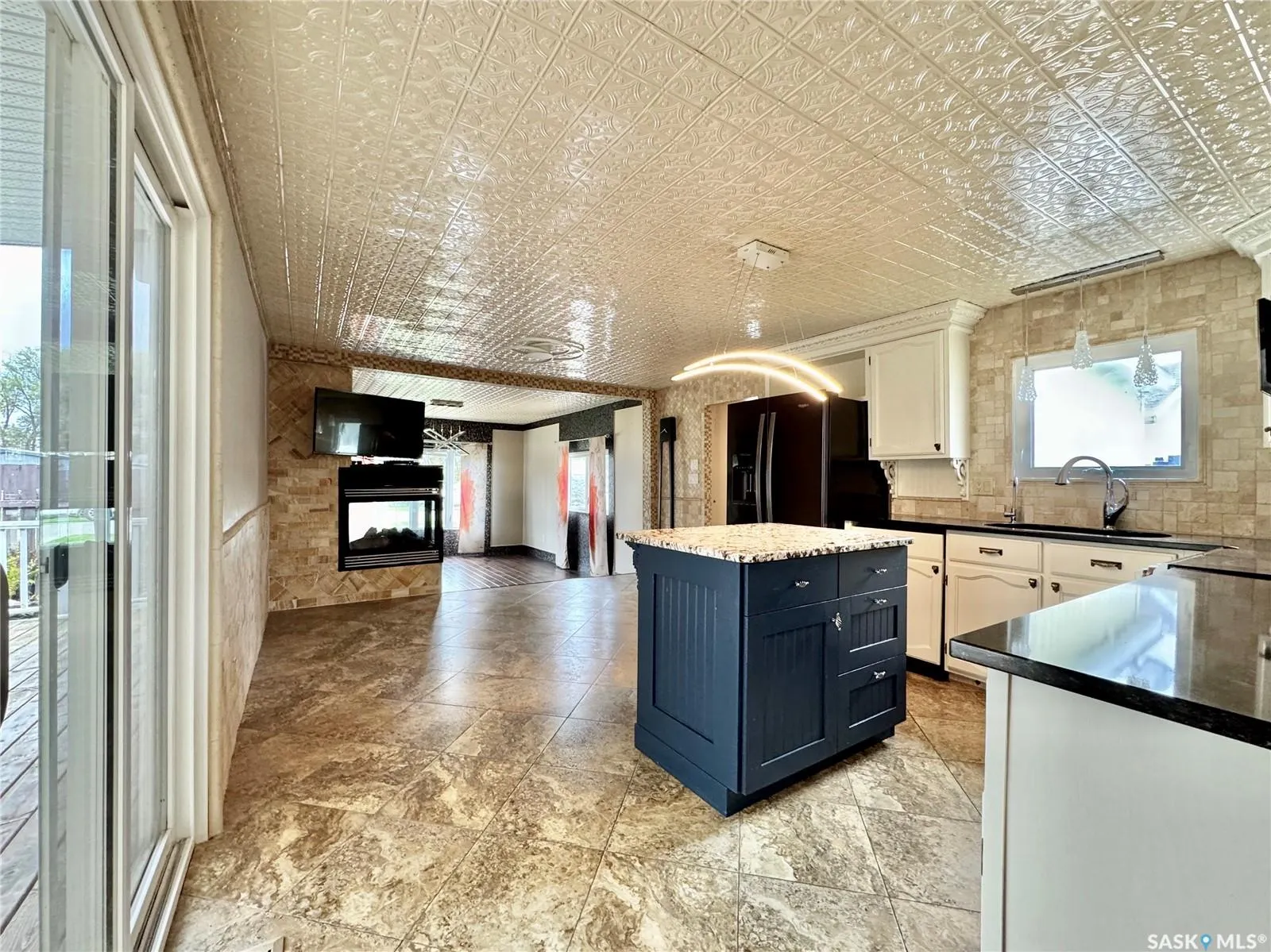 237 Cottonwood CRESCENT