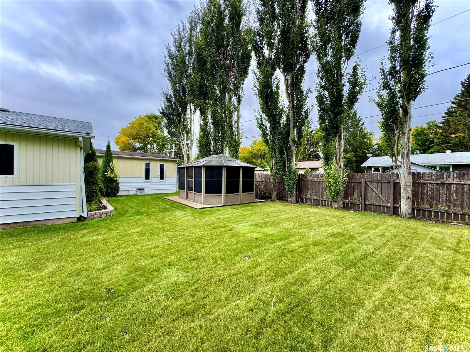 237 Cottonwood CRESCENT