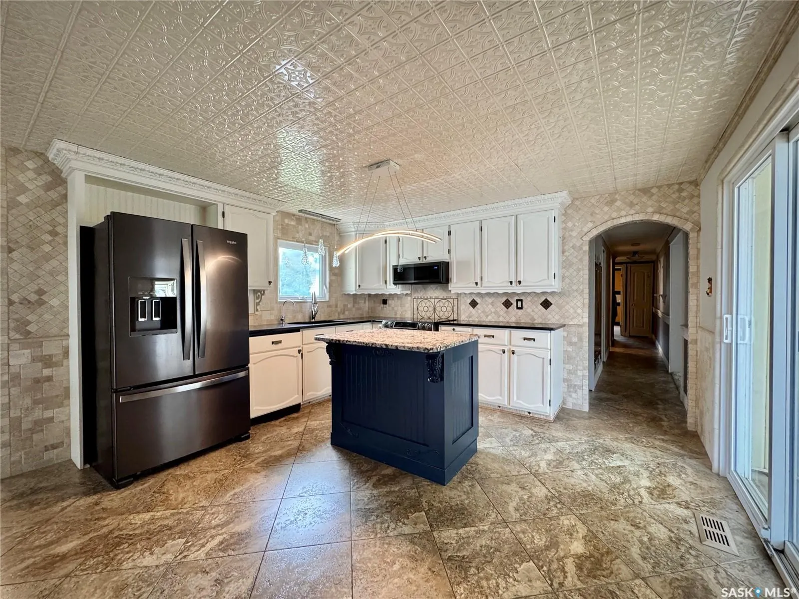 237 Cottonwood CRESCENT