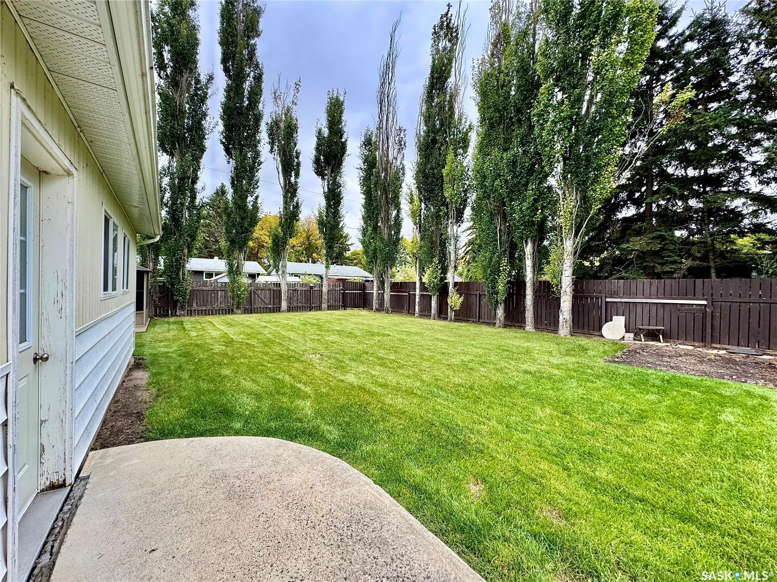 237 Cottonwood CRESCENT