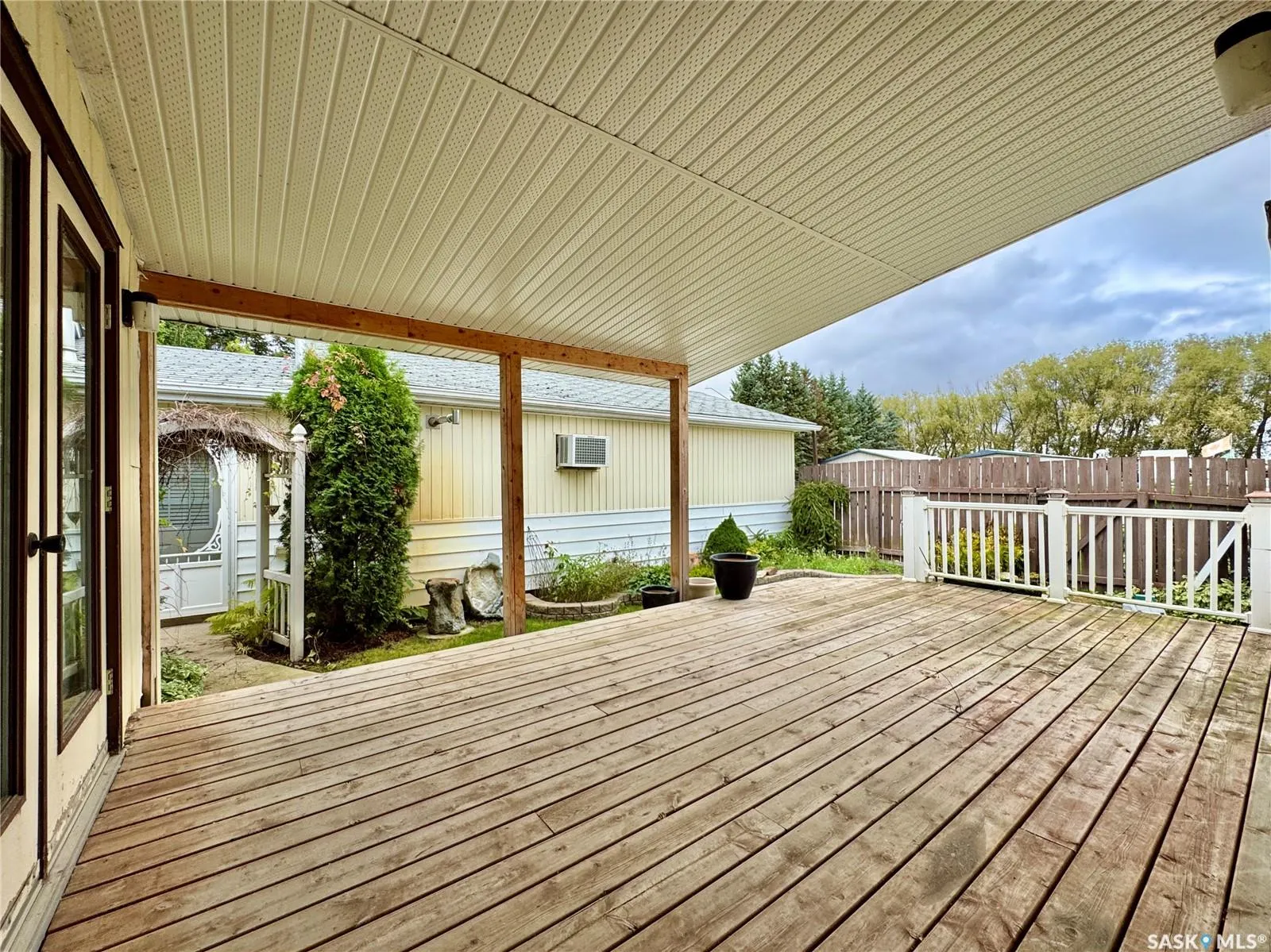 237 Cottonwood CRESCENT