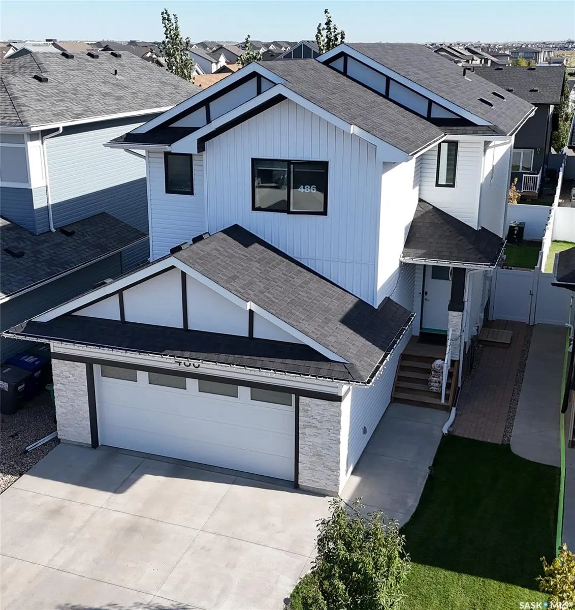 486 McFaull CRESCENT