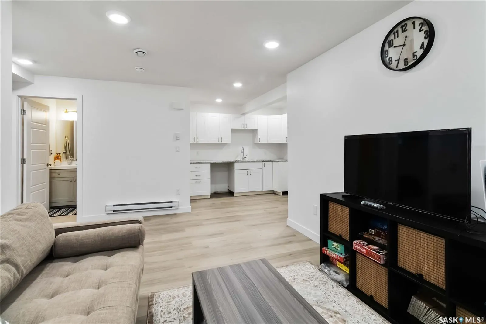 486 McFaull CRESCENT