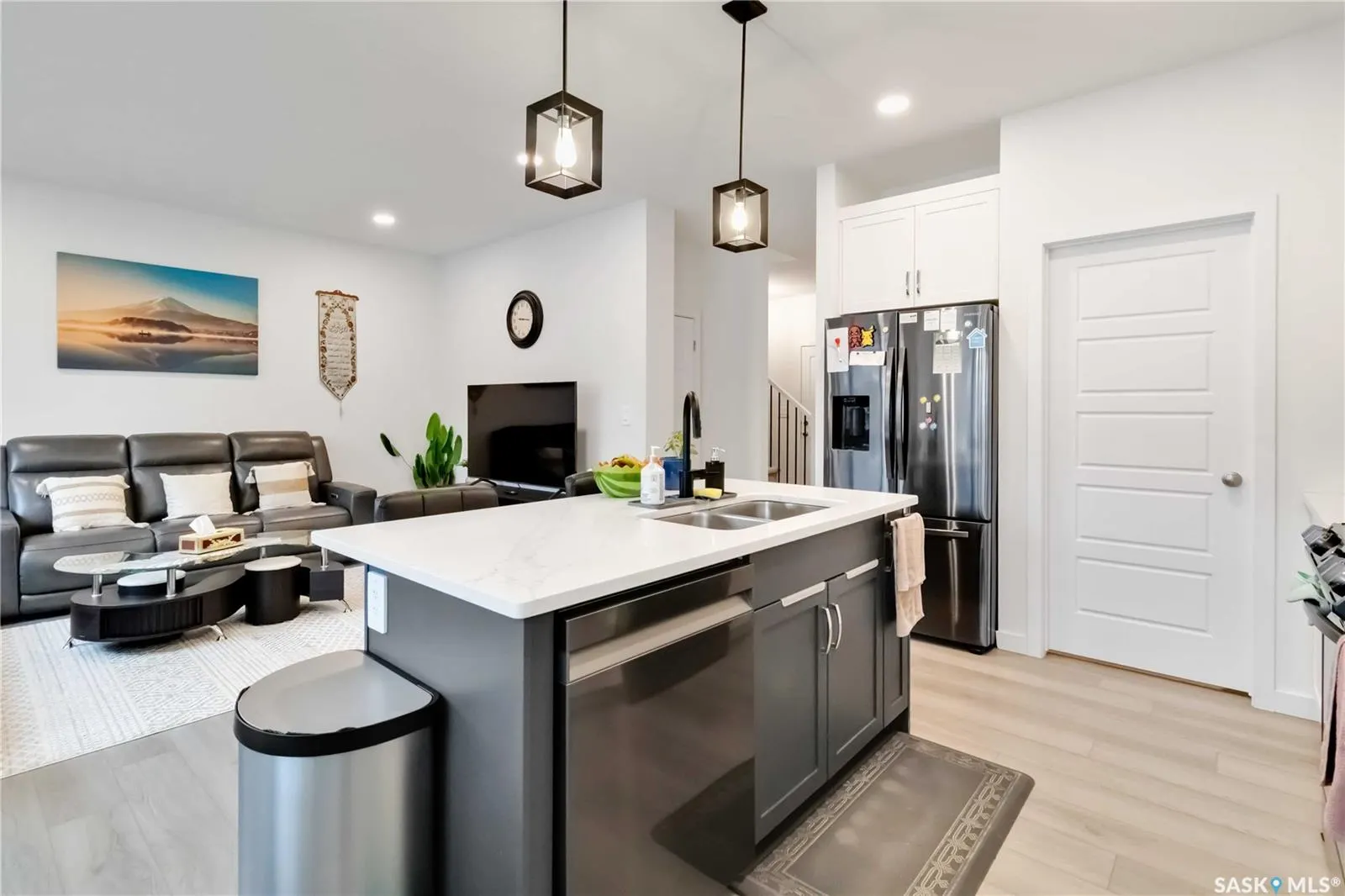 486 McFaull CRESCENT