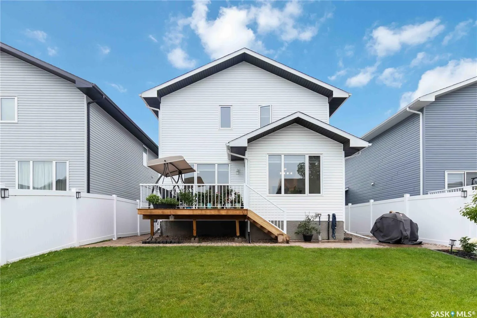 486 McFaull CRESCENT
