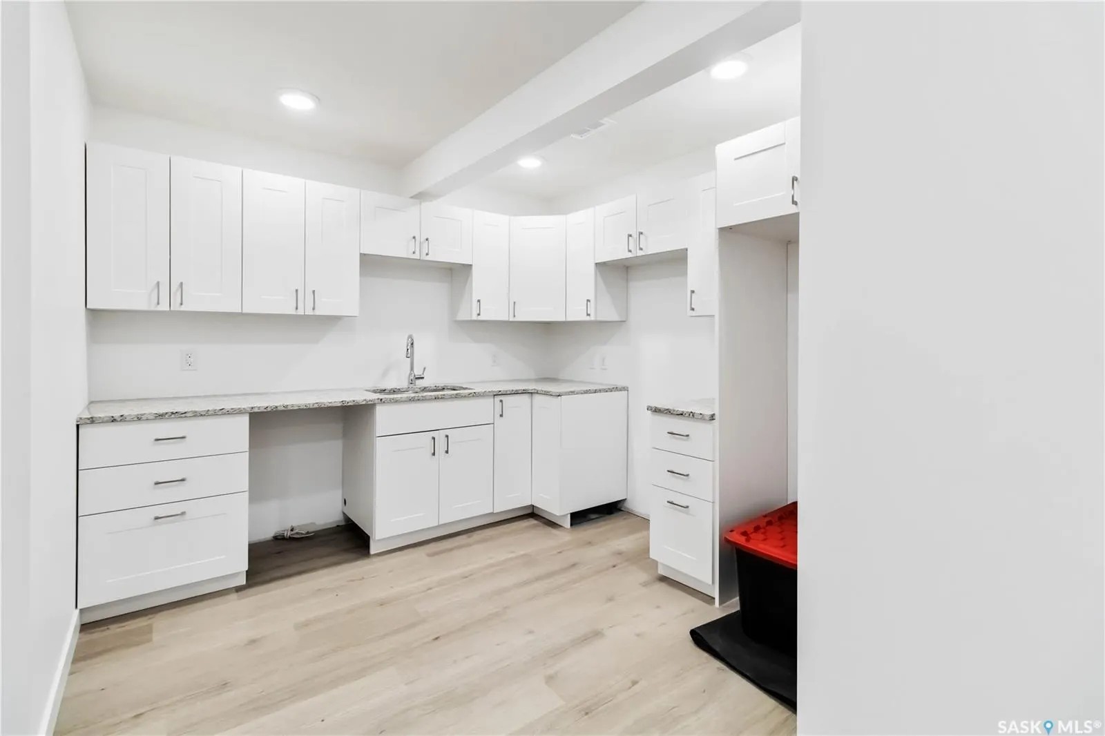 486 McFaull CRESCENT