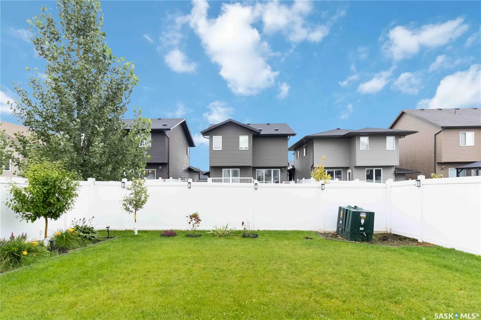 486 McFaull CRESCENT