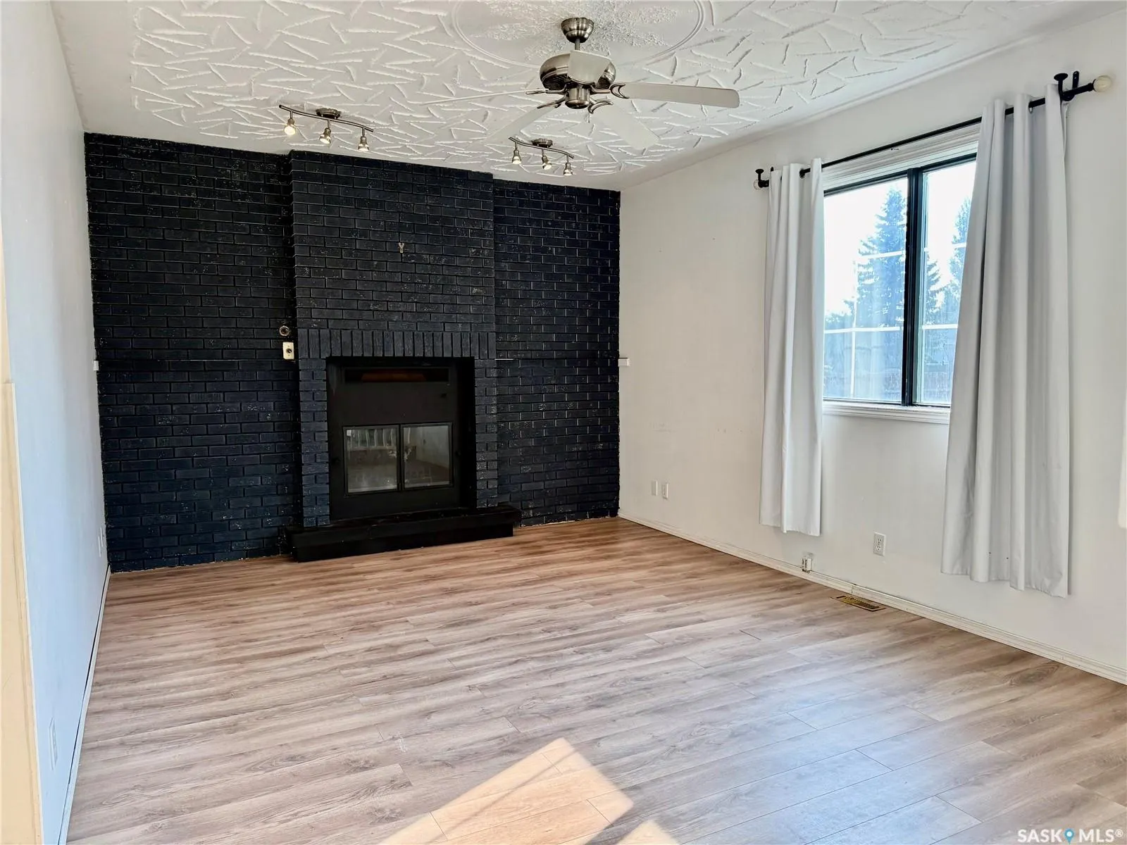 1107 16th STREET