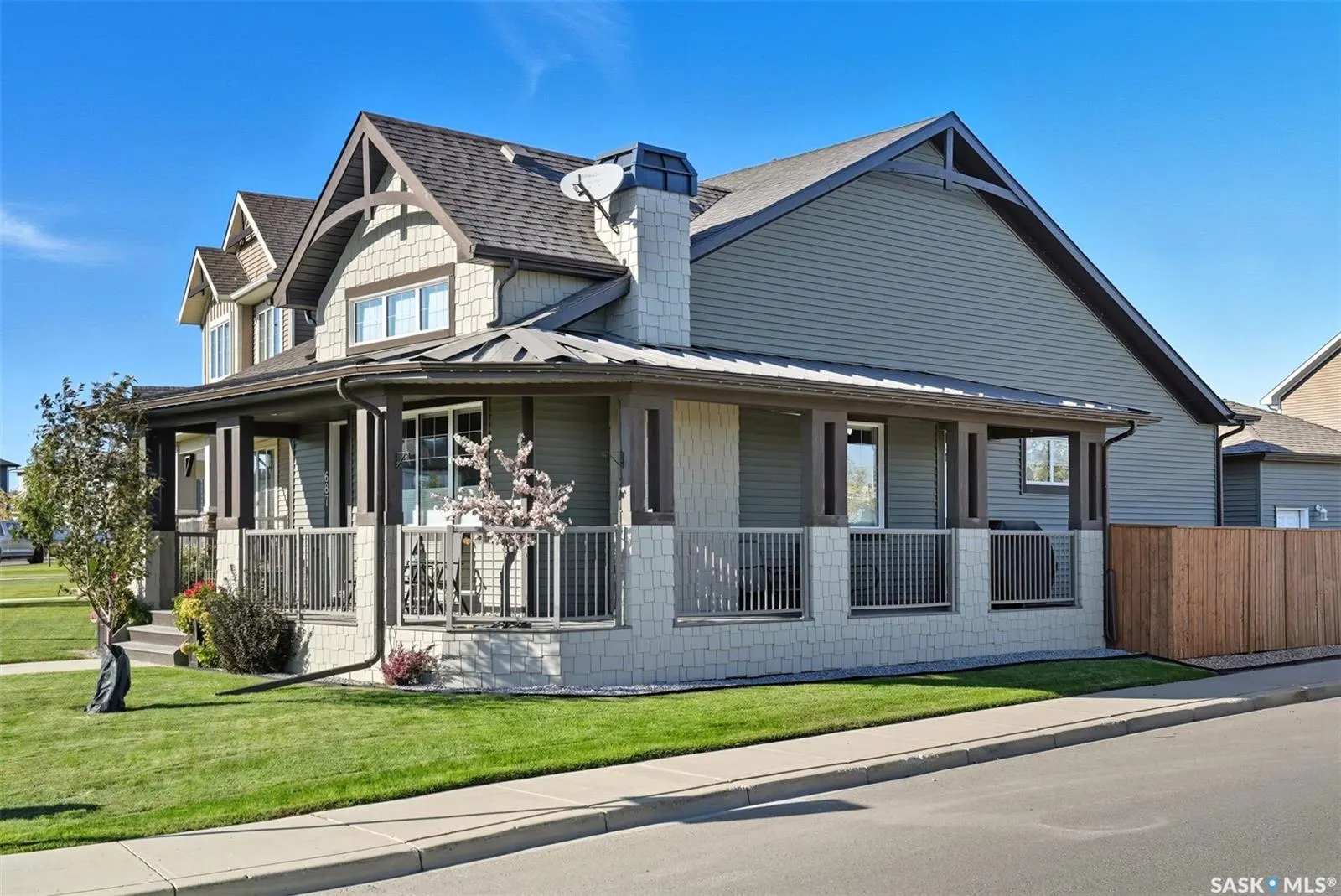 687 Secord BEND