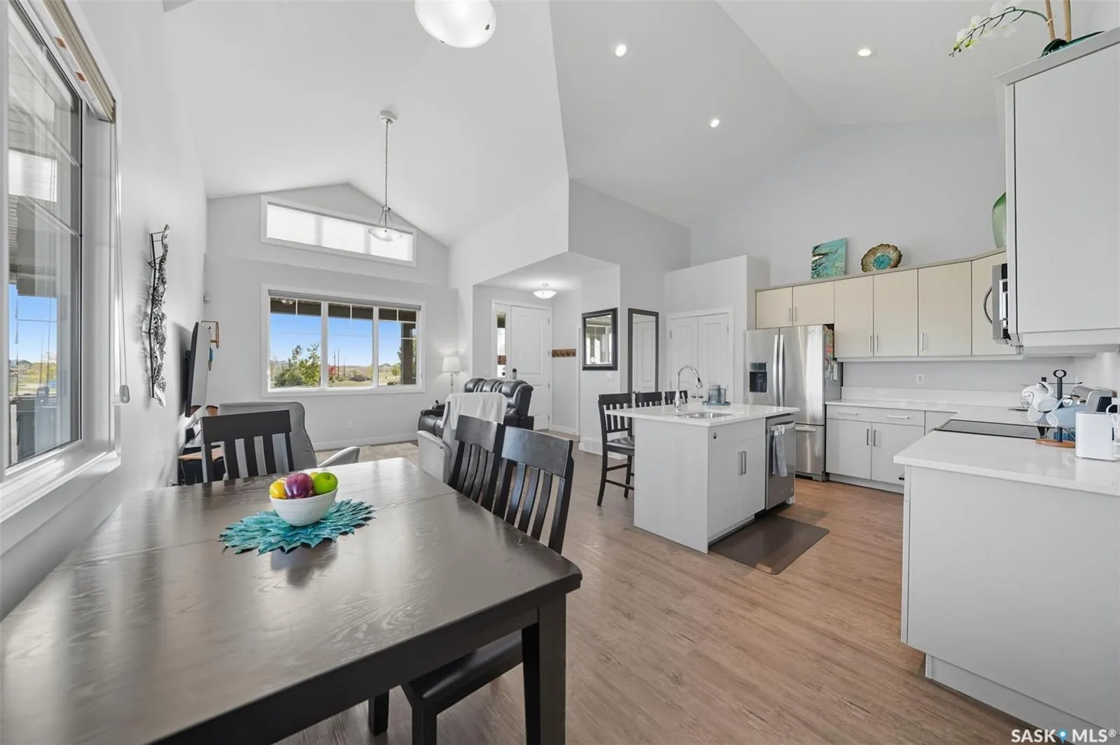 687 Secord BEND