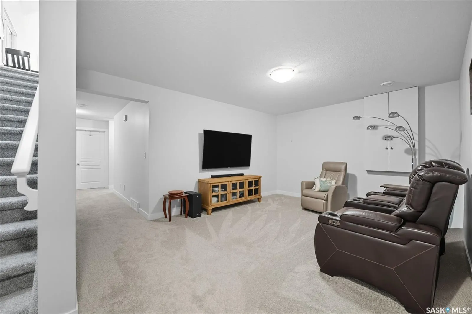 687 Secord BEND
