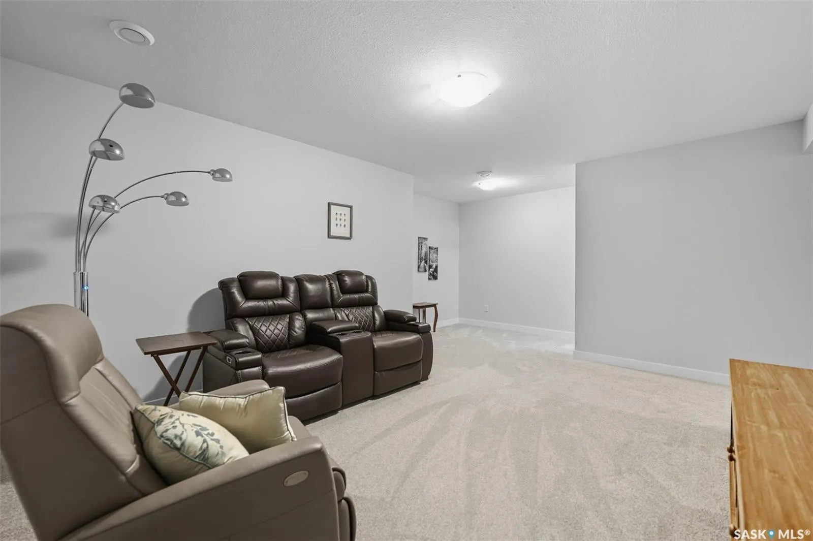 687 Secord BEND