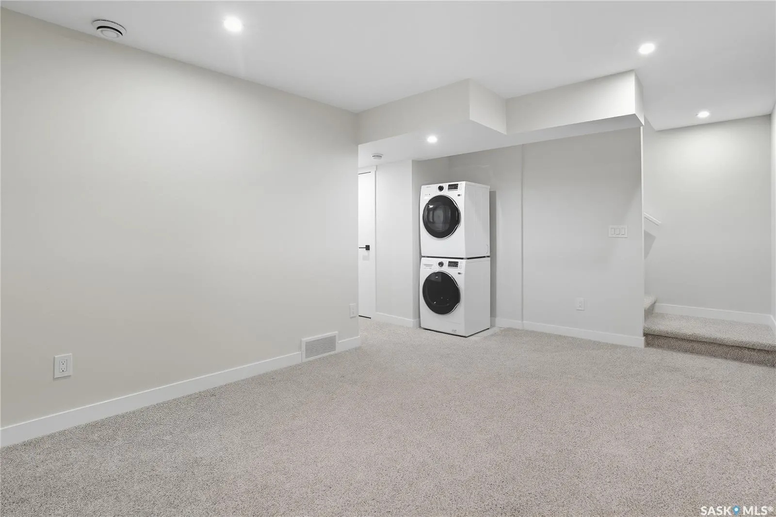 107 Westfield ROAD