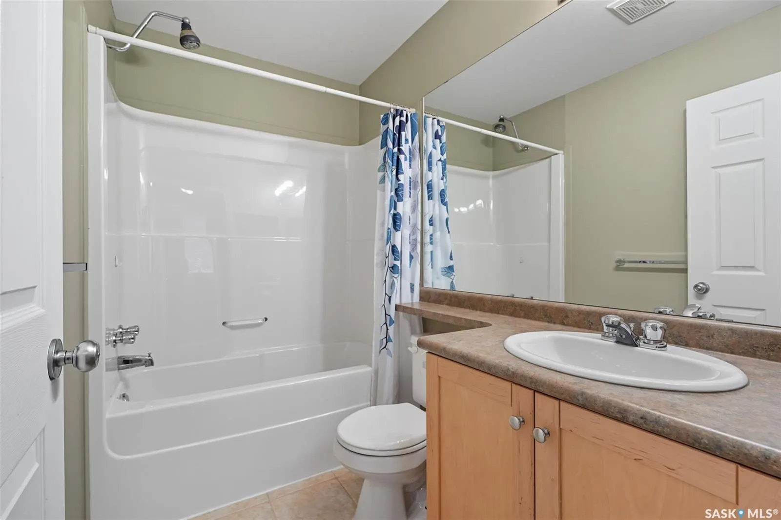 118 Pawlychenko LANE, #50