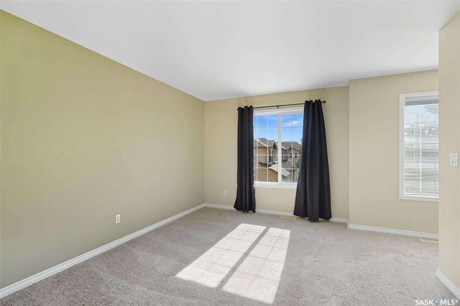 118 Pawlychenko LANE, #50