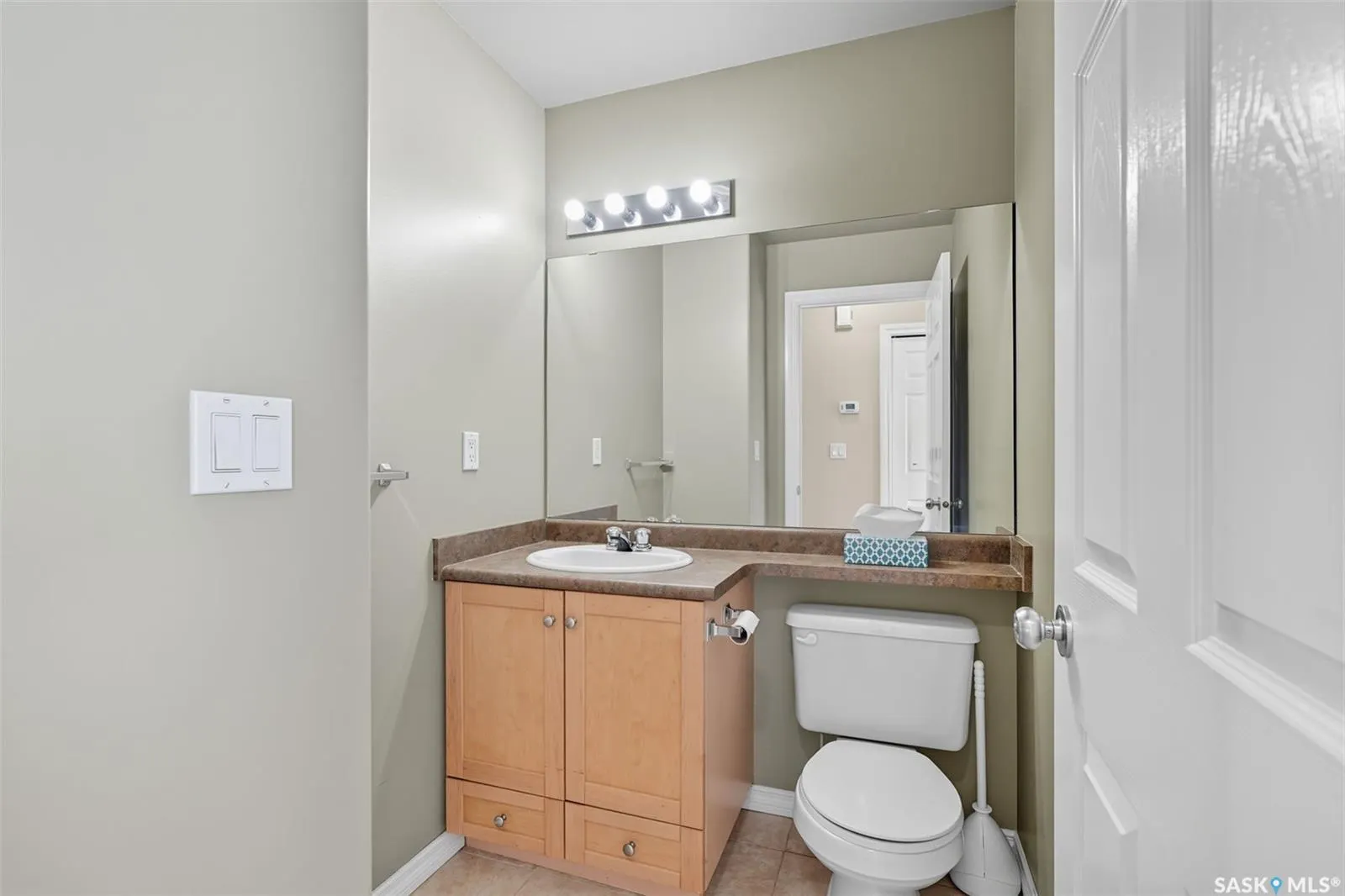 118 Pawlychenko LANE, #50