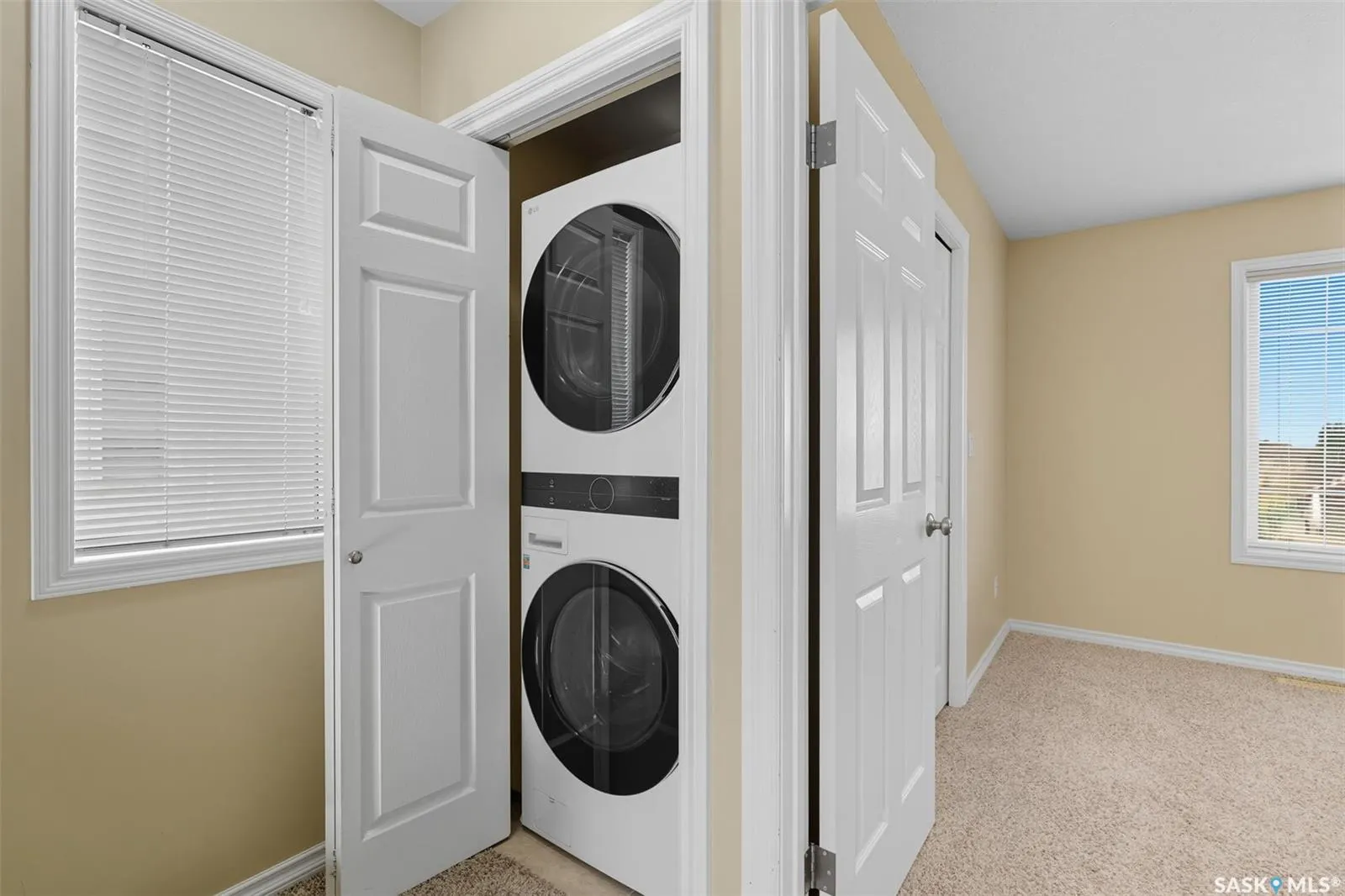 118 Pawlychenko LANE, #50