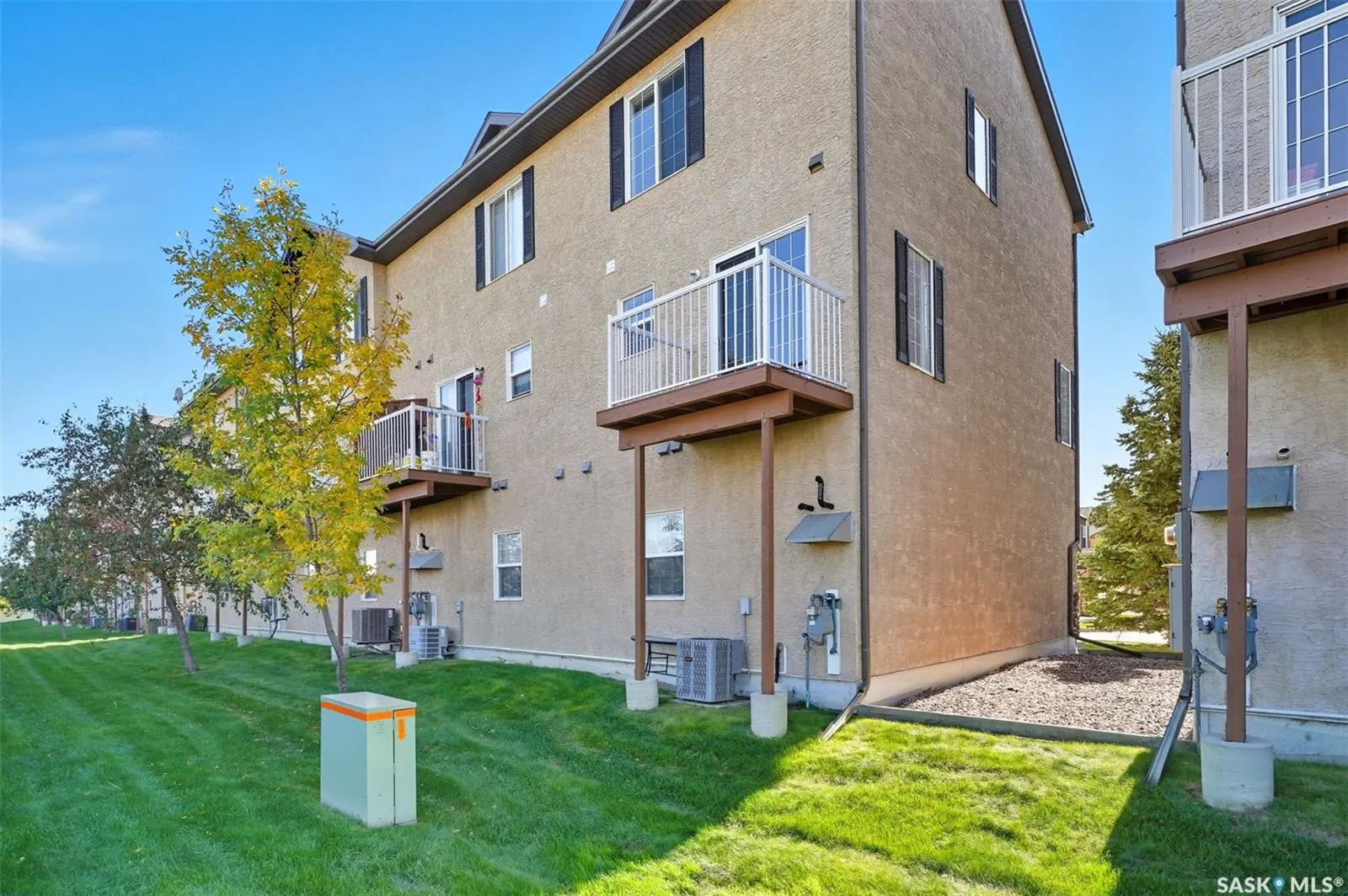 118 Pawlychenko LANE, #50