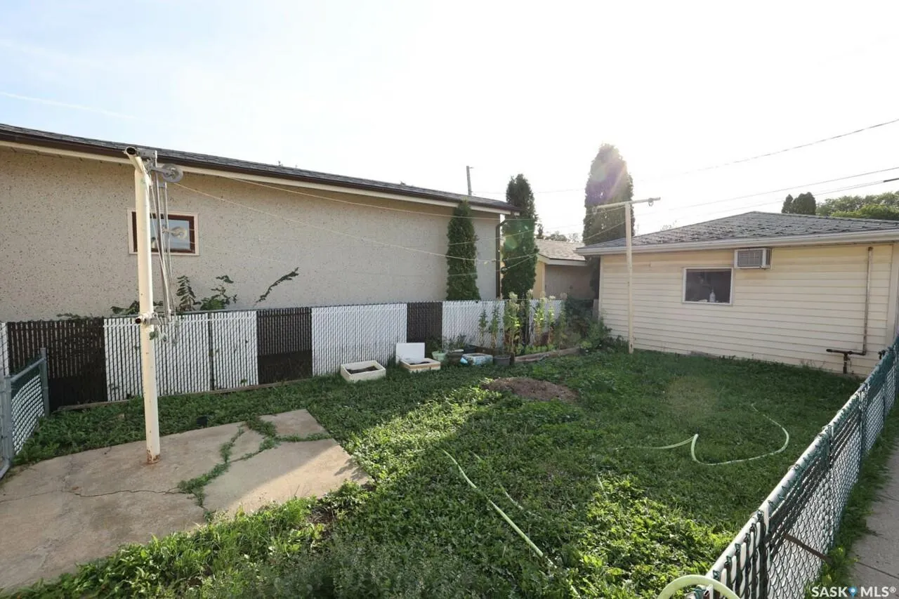 1840 Rupert STREET