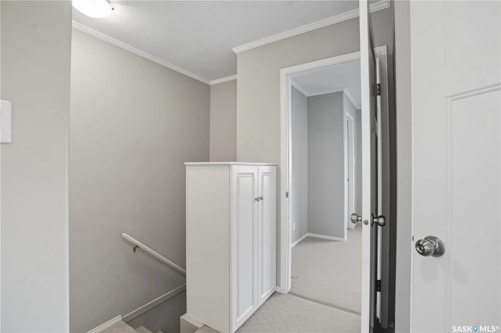 715 Hart ROAD, #404