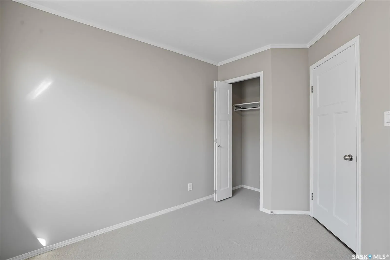 715 Hart ROAD, #404