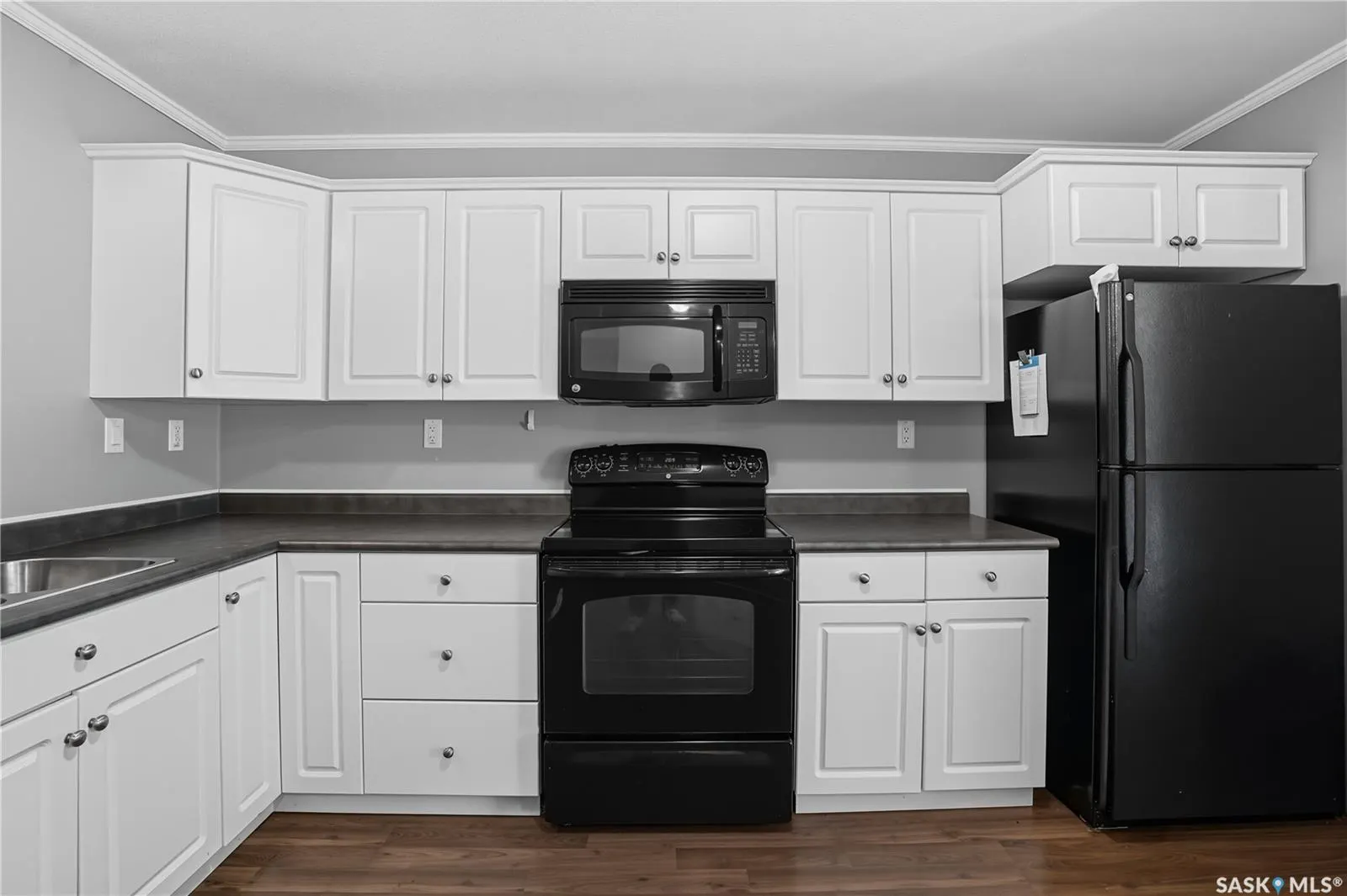 715 Hart ROAD, #404