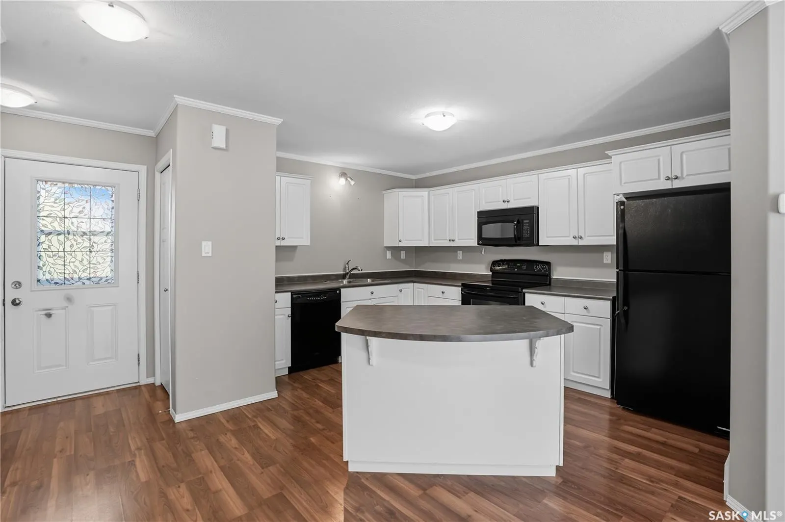 715 Hart ROAD, #404