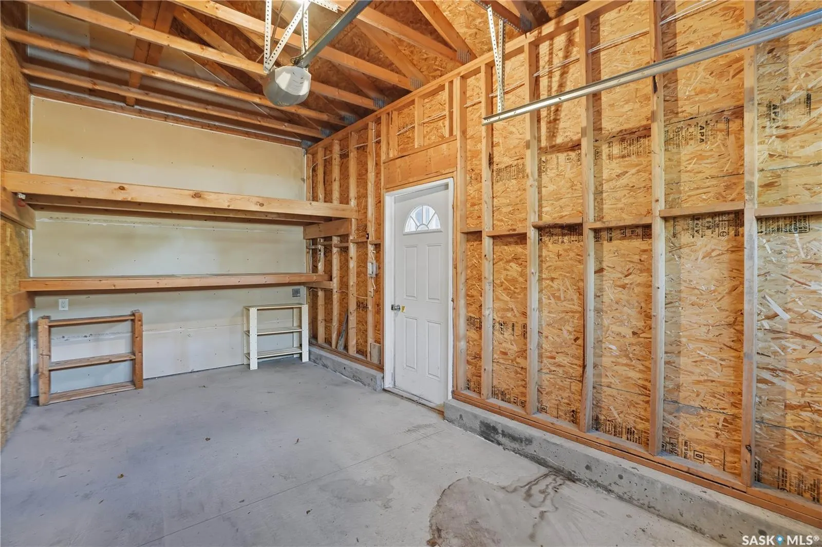 715 Hart ROAD, #404