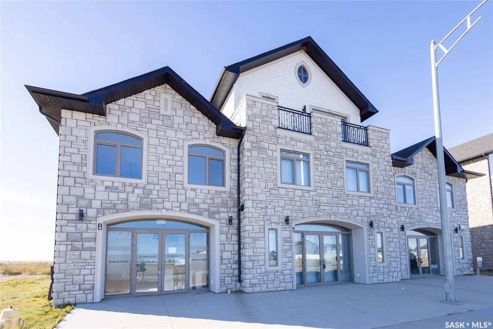298 Prairie Dawn DRIVE, #3