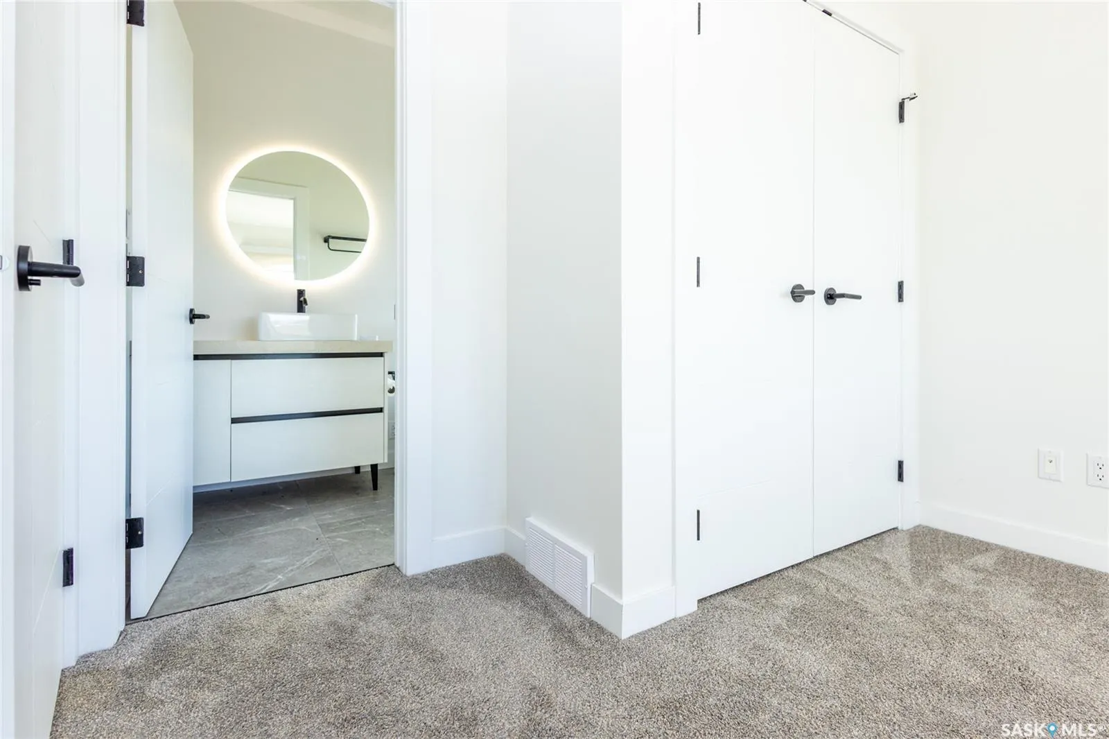 298 Prairie Dawn DRIVE, #3