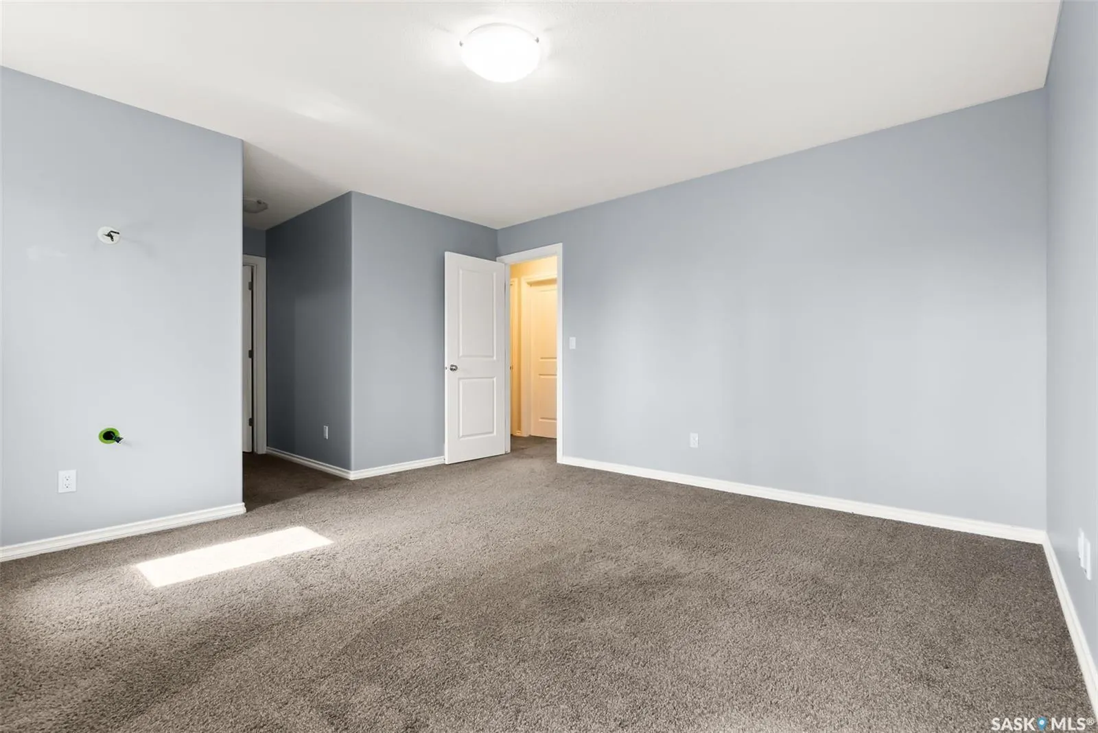 6925 Maple Ridge DRIVE