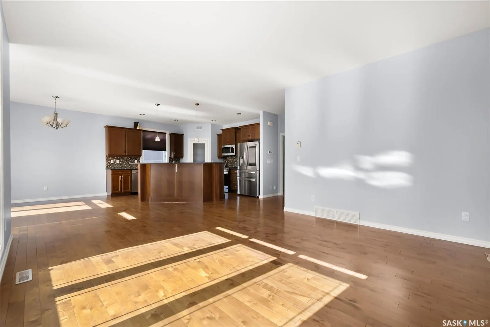 6925 Maple Ridge DRIVE