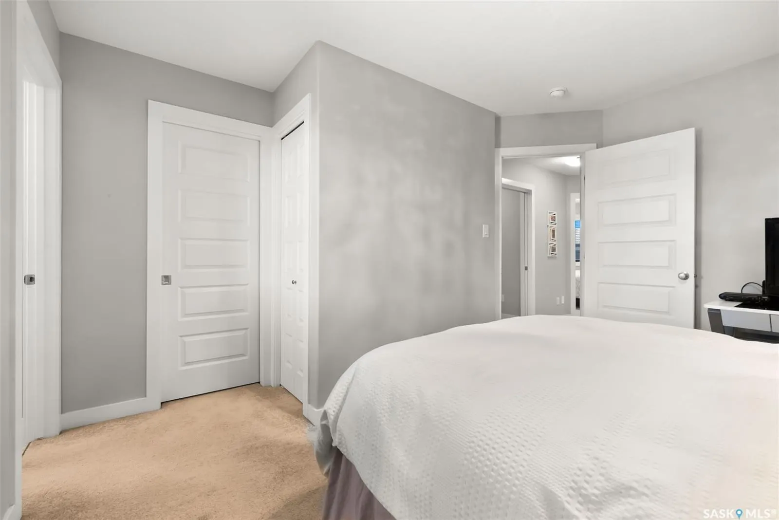 5301 Beacon DRIVE, #44