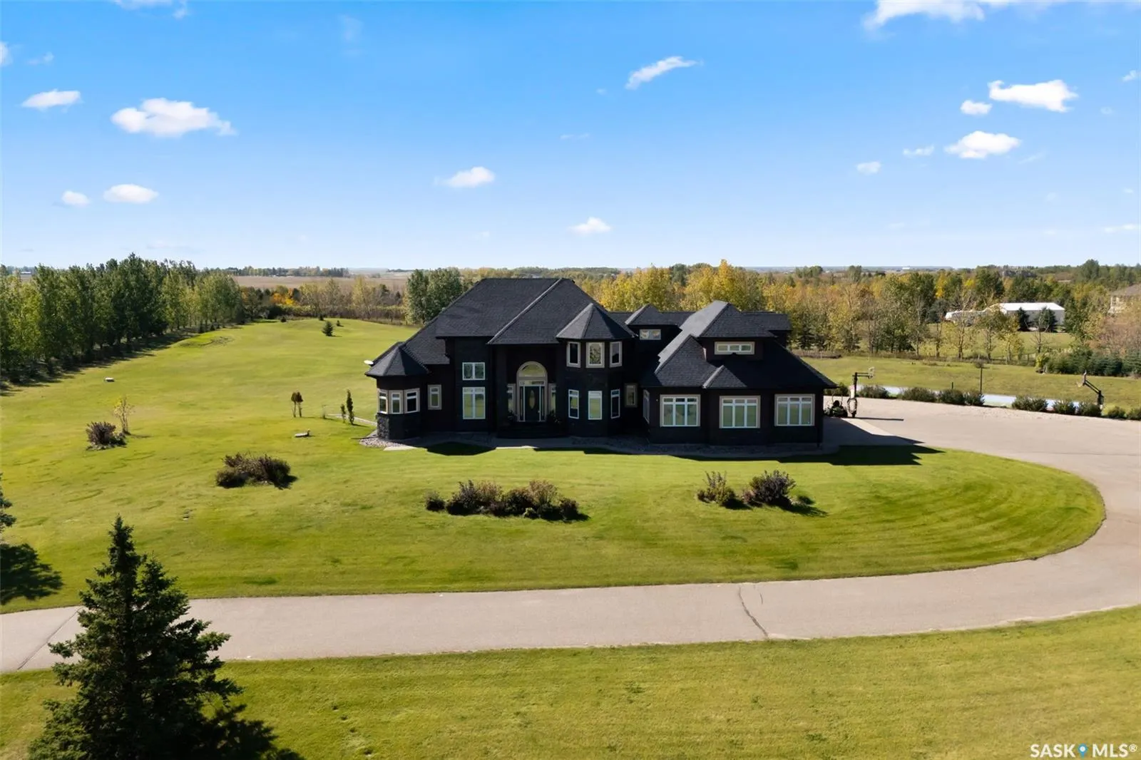 123 Slater CRESCENT