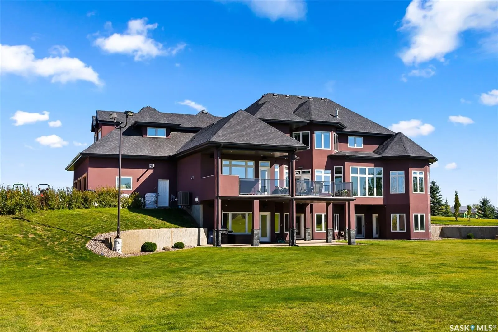 123 Slater CRESCENT