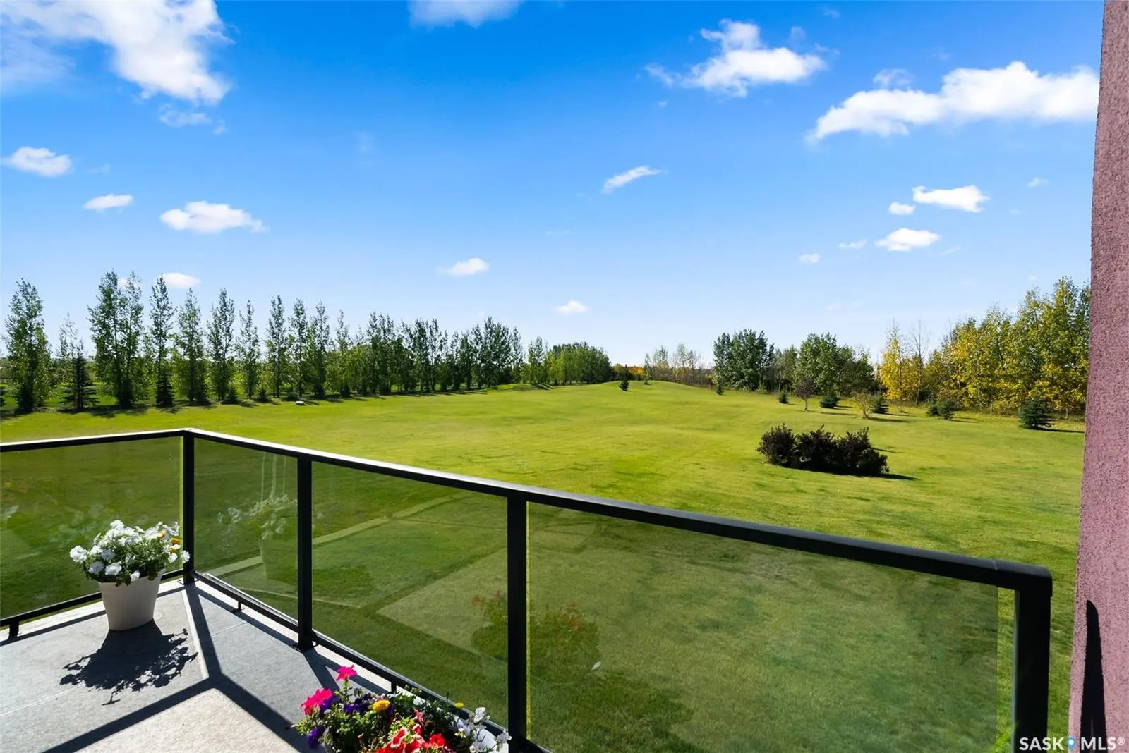 123 Slater CRESCENT