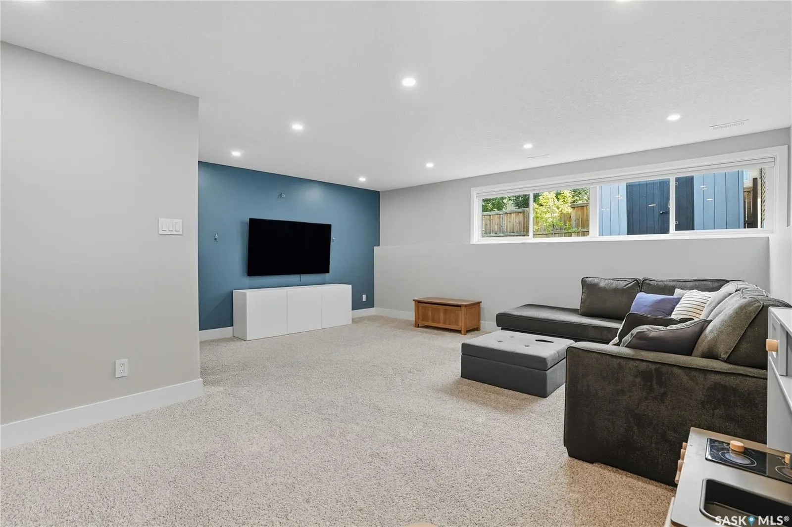 30 Simpson CRESCENT
