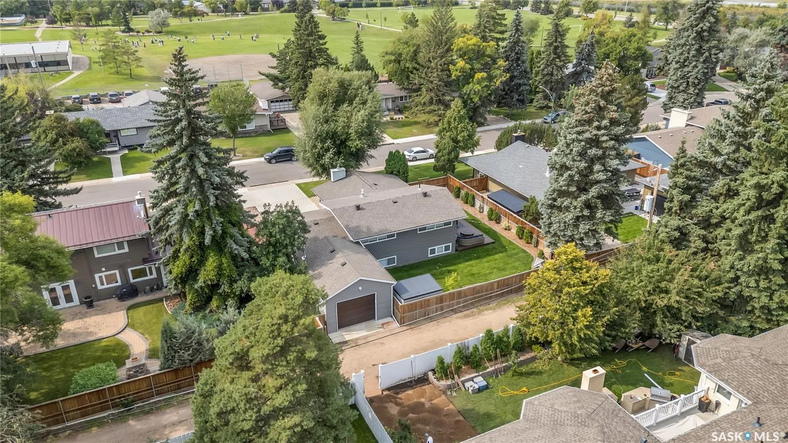 30 Simpson CRESCENT