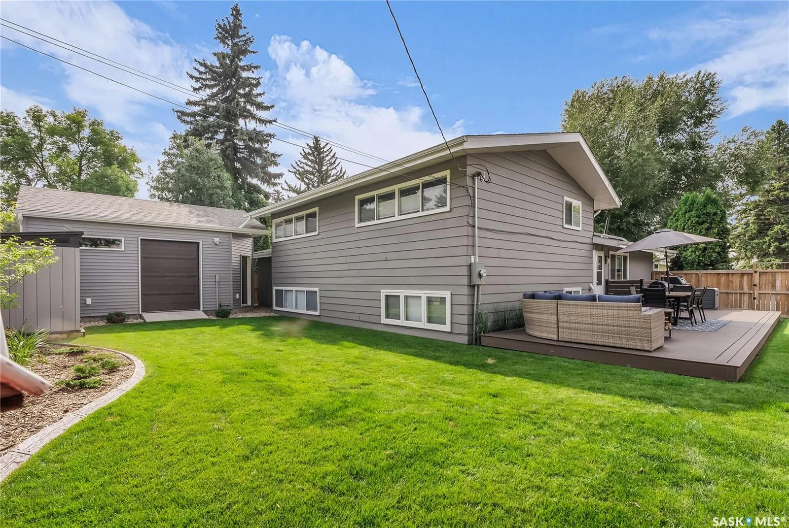 30 Simpson CRESCENT