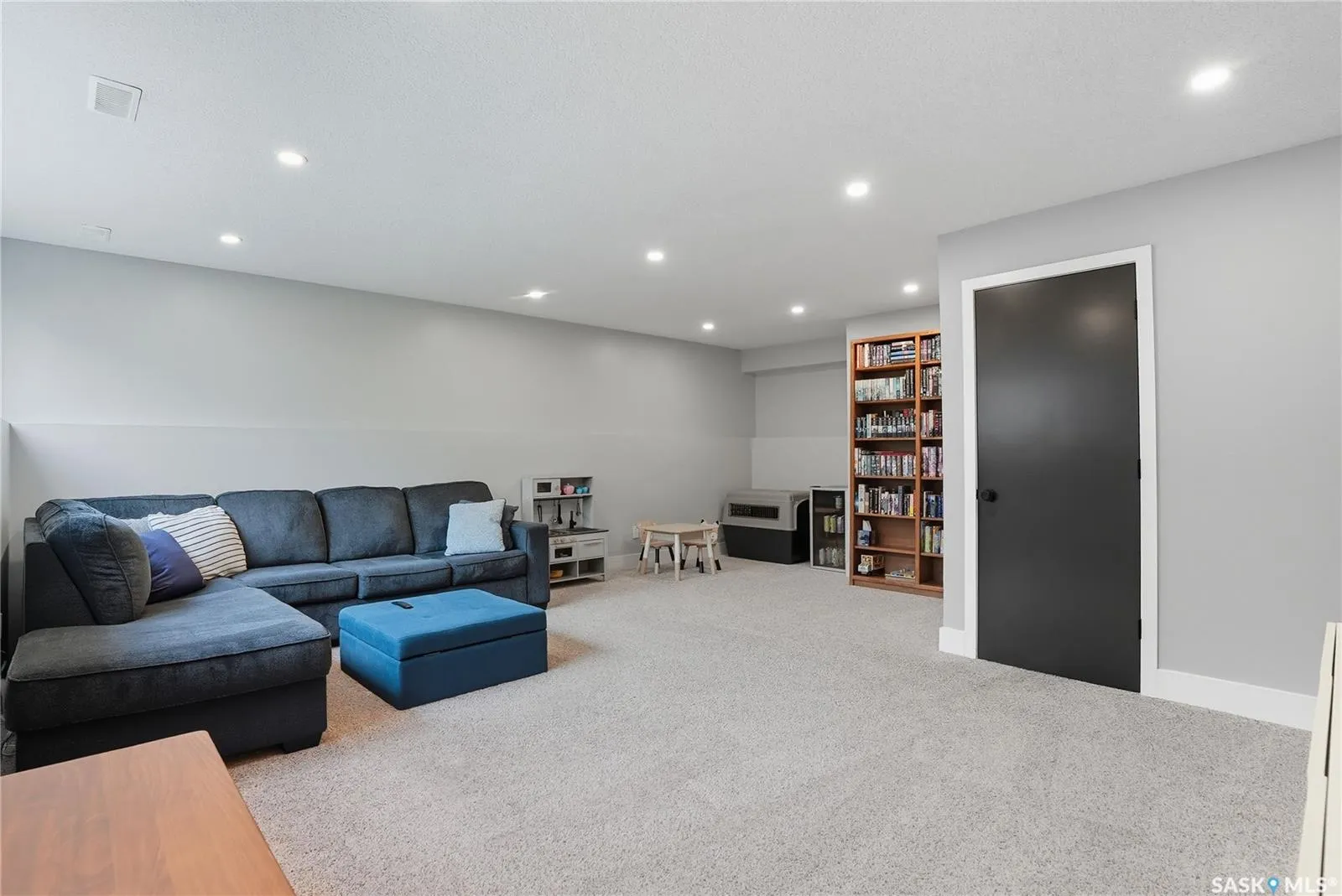 30 Simpson CRESCENT
